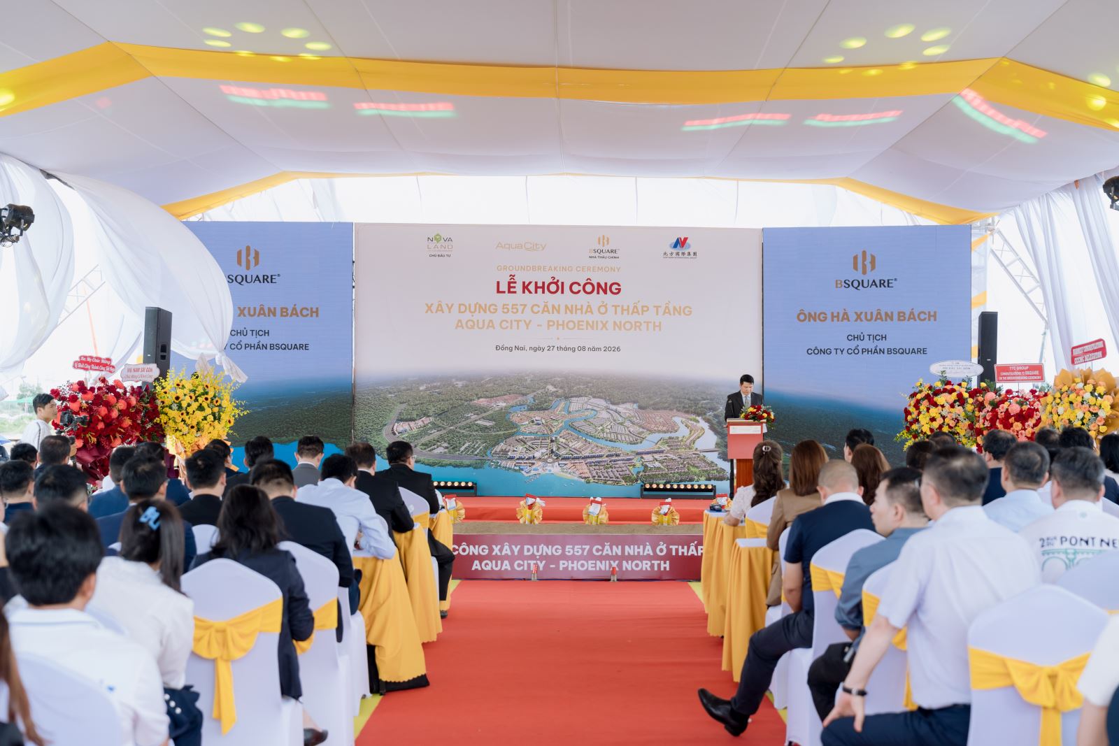 Ông Hà Xuân Bách, Chủ tịch Công ty Cổ phần Bsquare, phát biểu tại lễ khởi công xây dựng 557 căn nhà ở thấp tầng tại Aqua City - Phoenix North