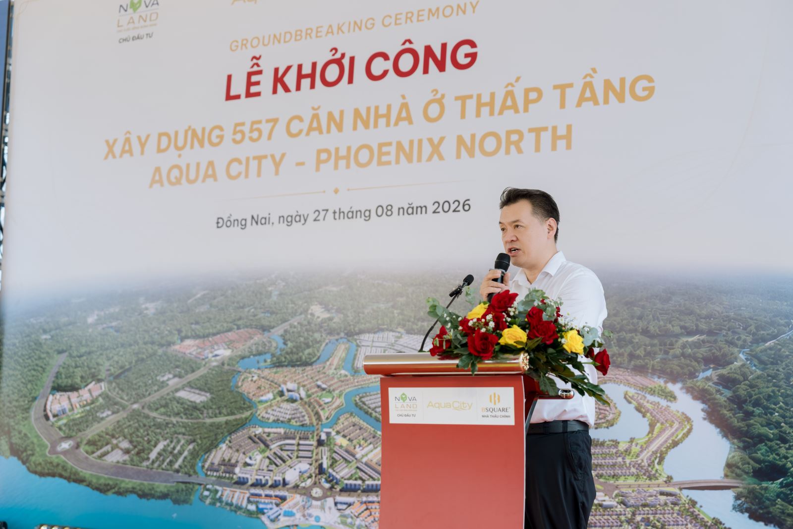 Ông Yang Bin, Phó Tổng giám đốc NIG, chia sẻ tại lễ khởi công dự án 557 căn nhà thấp tầng Aqua City - Phoenix North.